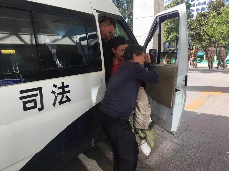 “BJL平台集团”狼堡VS多特前瞻:德国杯决赛预演 张稀哲或迎首秀(图2) BJL平台